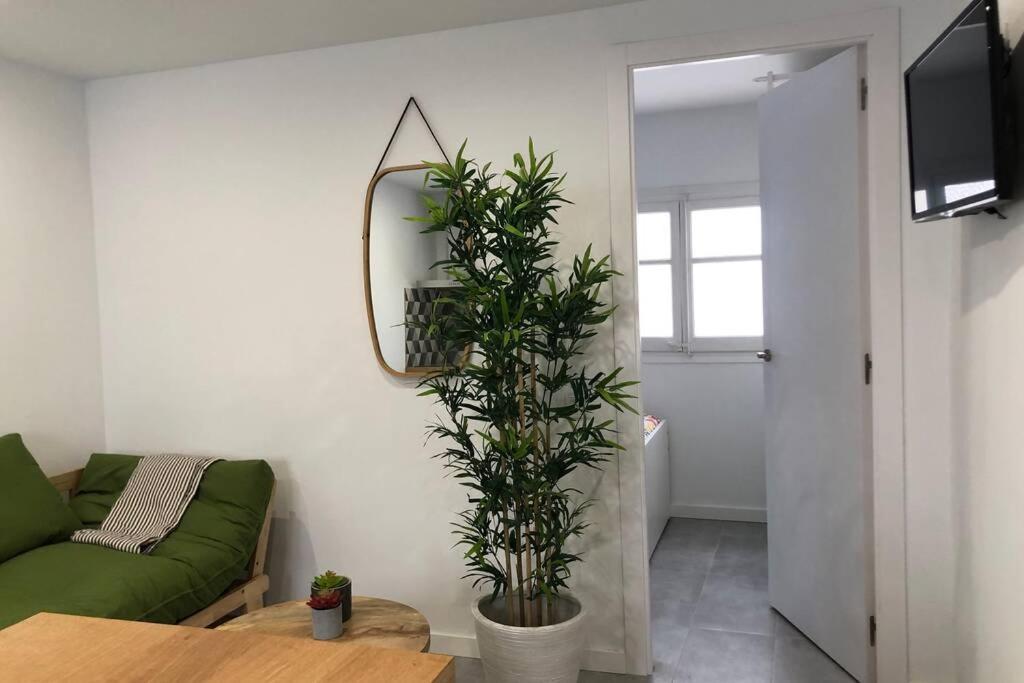 M3 Terrace. Cool Apartment 15 Min Center By Metro 埃斯普卢加·德·隆布雷格 外观 照片