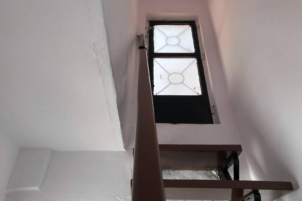 M3 Terrace. Cool Apartment 15 Min Center By Metro 埃斯普卢加·德·隆布雷格 外观 照片